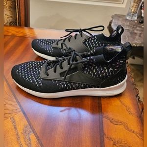 Reebok Men’s CLASSIC ZOKU RUNNER ULTRAKNIT Running Shoes